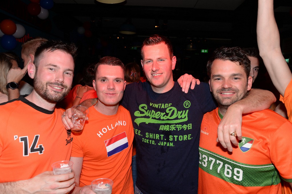 ../Images/Koningsnacht 2019 in VdG 168.jpg